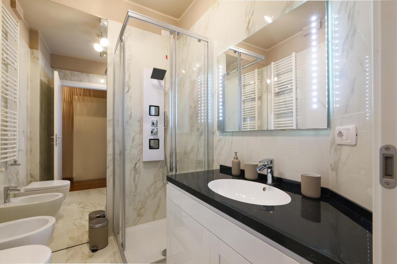 Apartment Castello Luxury - In The Heart Of Mailand